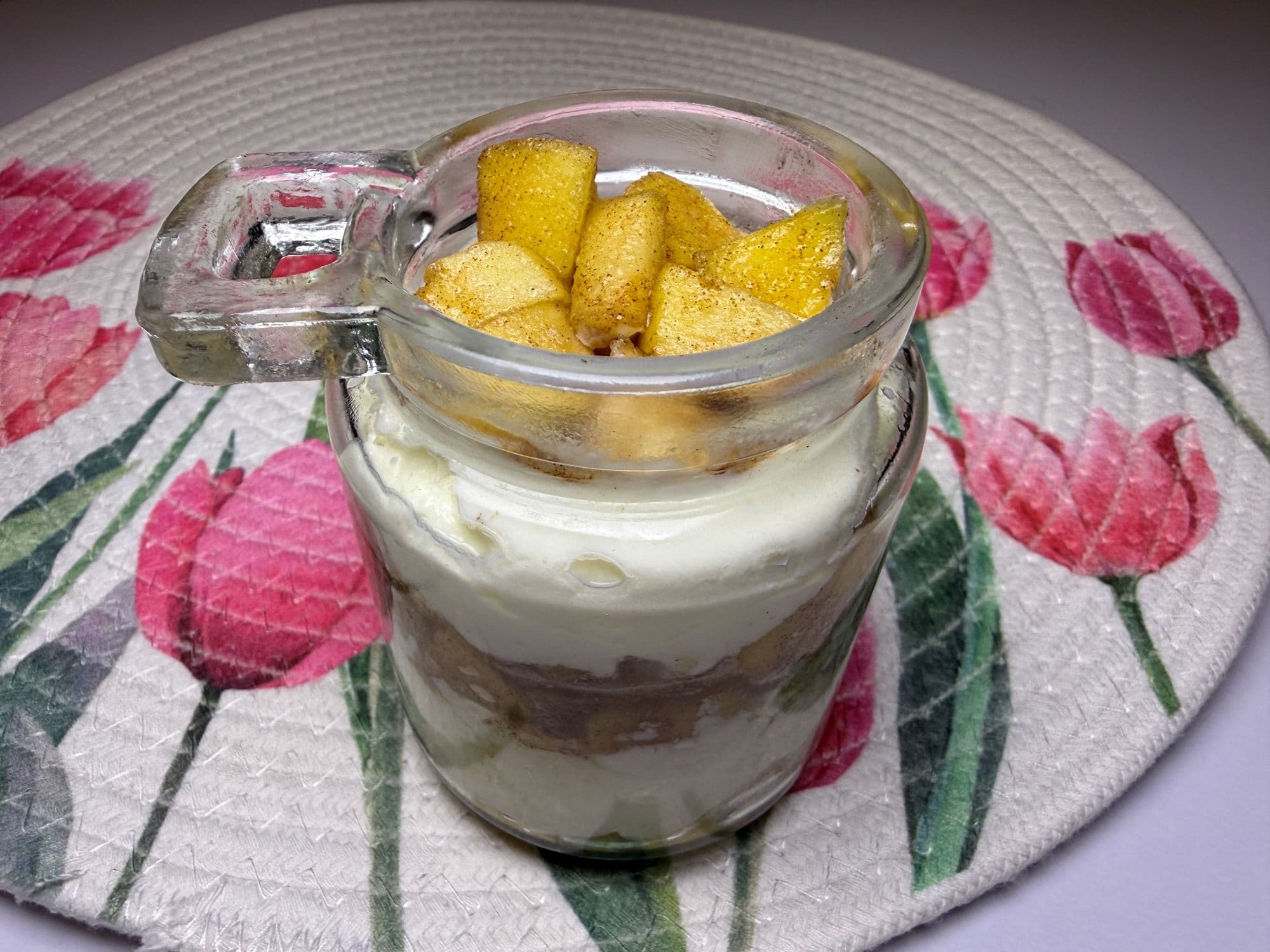 11_Almás fahéjas túrókrém_Insta_febr.JPG