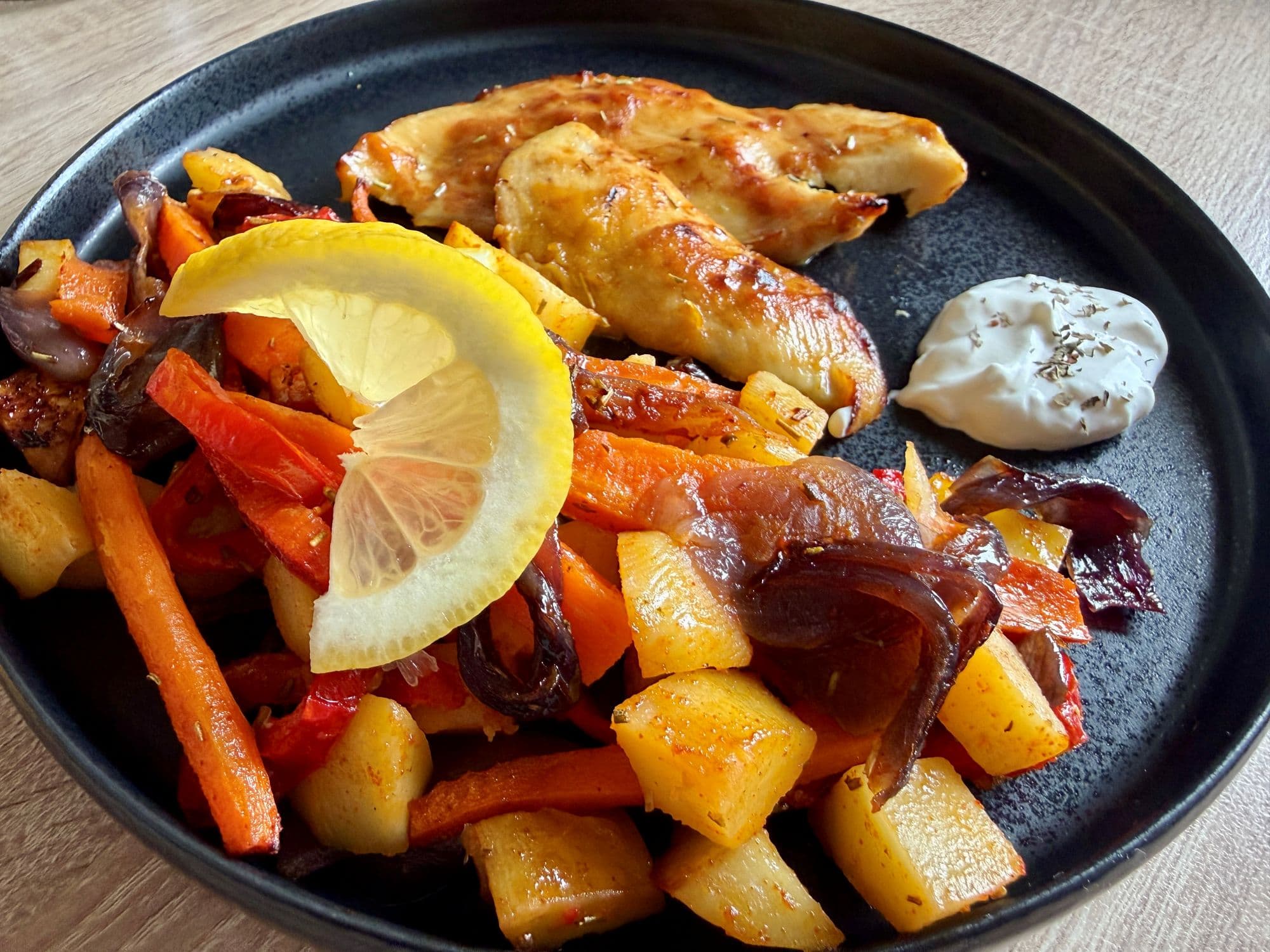 9_Zöldséges csirke_Insta_Ápr.jpg